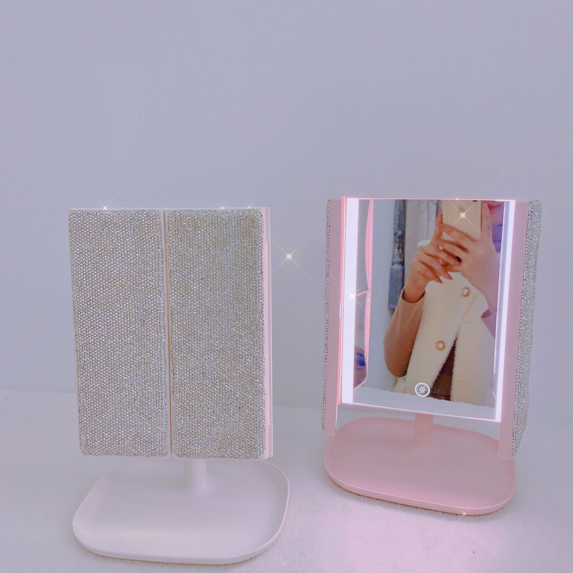 Trifold LED Makeup Mirror Beau - Beauty Forever Makeup 评论和价格